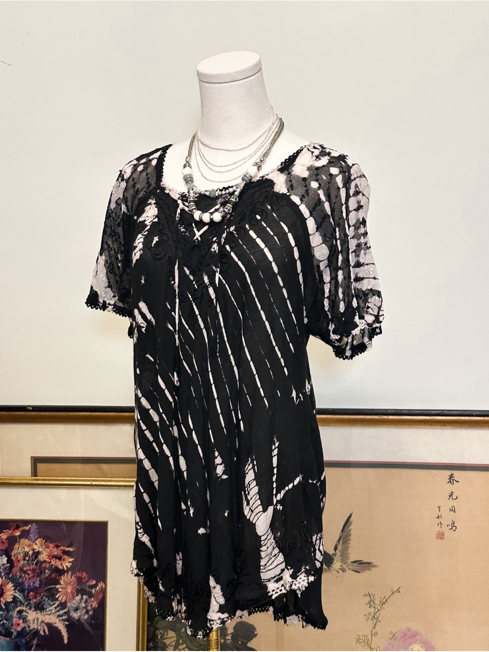 Boho Black and White Tie Dye Tunic Top with Crochet Trim Short Sleeve